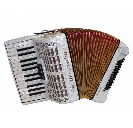 Piano accordion  26 keys - 2 reeds