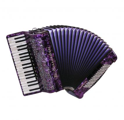 Piano accordion 37 keys - 4 reeds