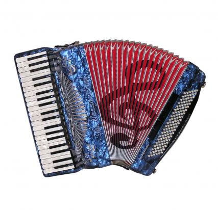 Piano accordion 41 keys - 4 reeds - register 11+5