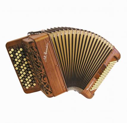 Chromatic accordion - 3 reeds